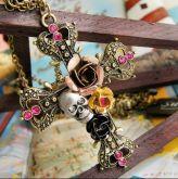 Colar Crucifixo