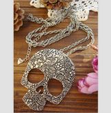 Colar Skull